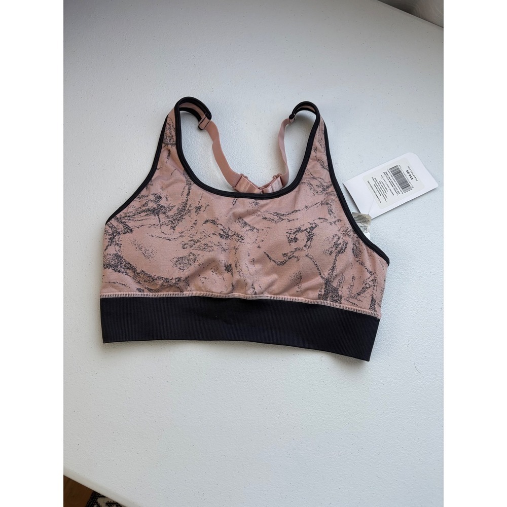 Fabletics Eliza Sports‎ Bra Seamless Moisture-Wicking Removable Cups M